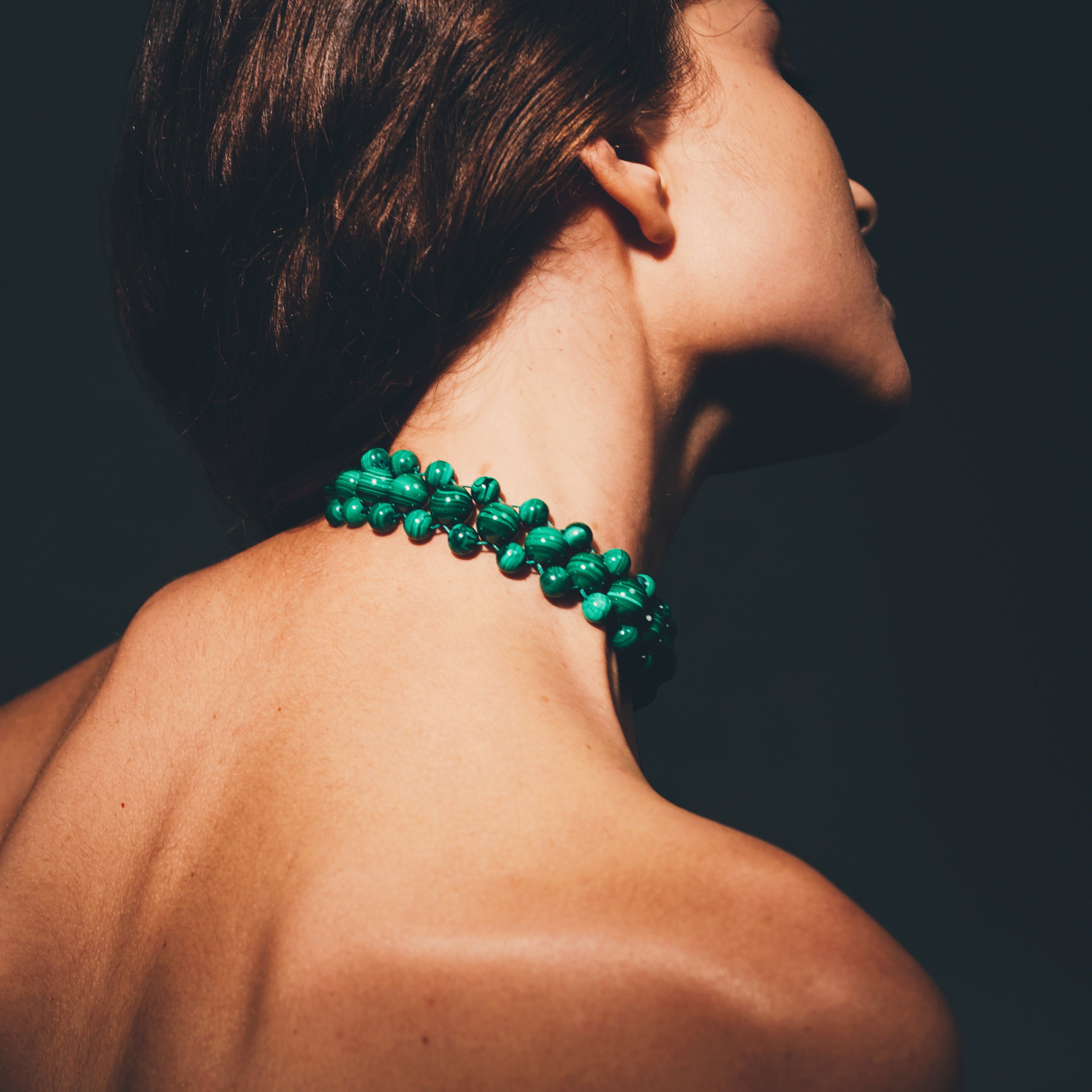 COLAR ATOM MALAQUITA